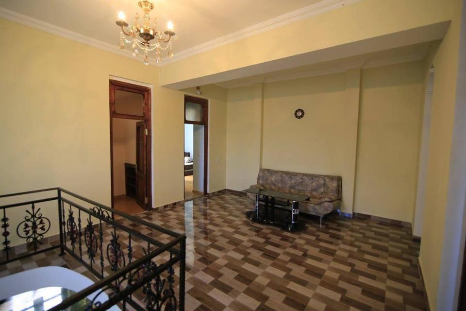 Hotel Tedi Kvareli Bagian luar foto