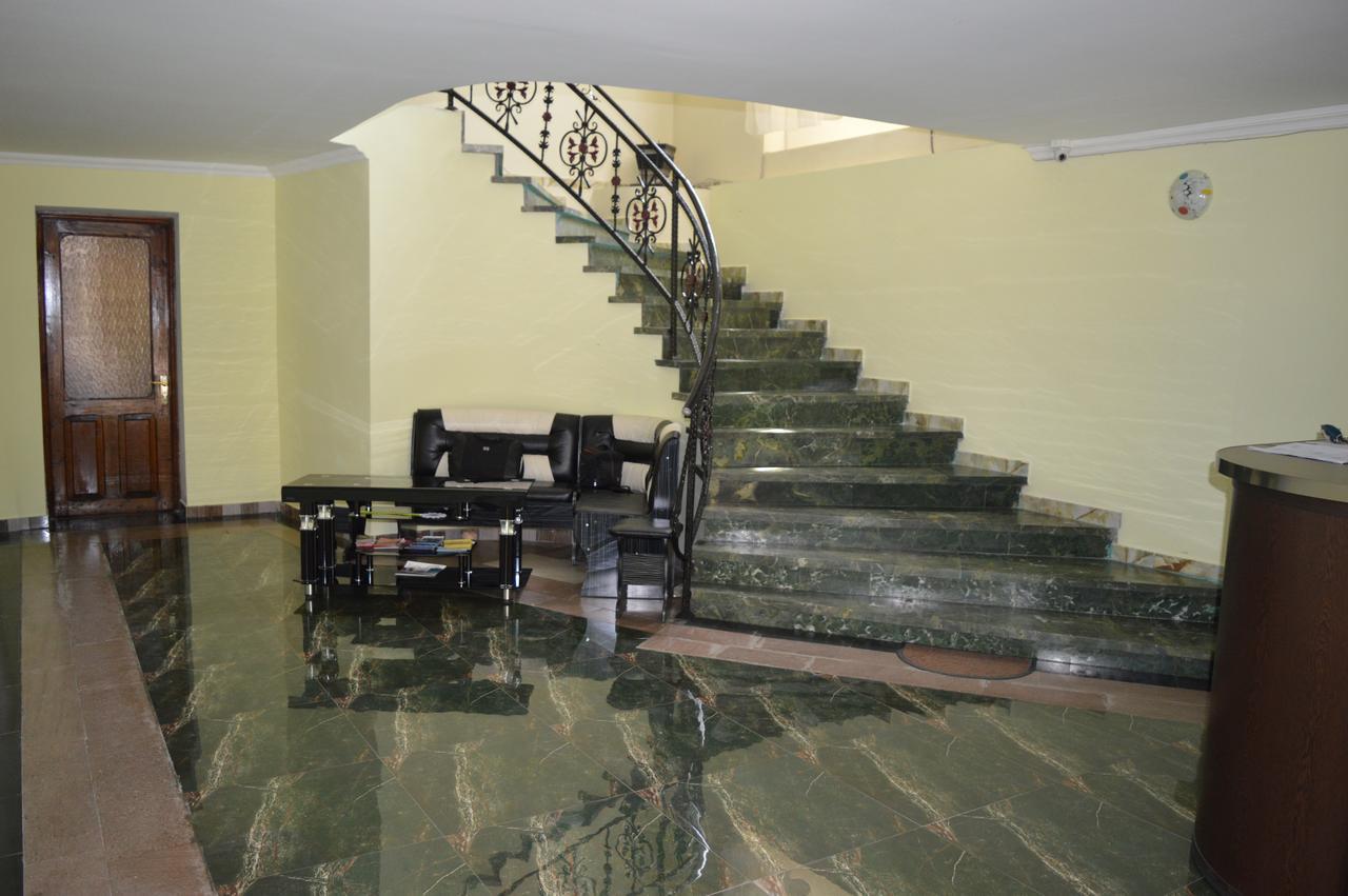 Hotel Tedi Kvareli Bagian luar foto