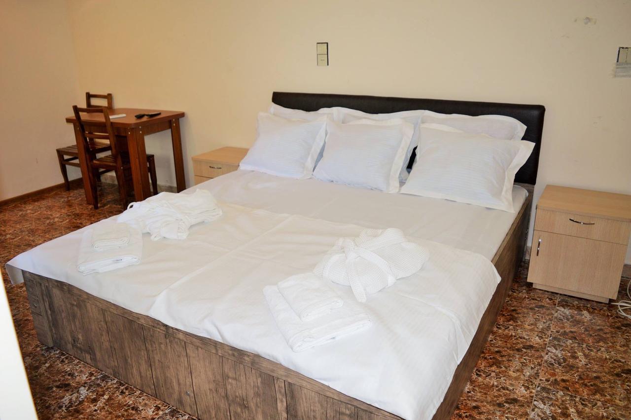 Hotel Tedi Kvareli Bagian luar foto